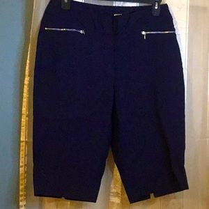 Navy 18W zipper shorts slit on the back of shorts